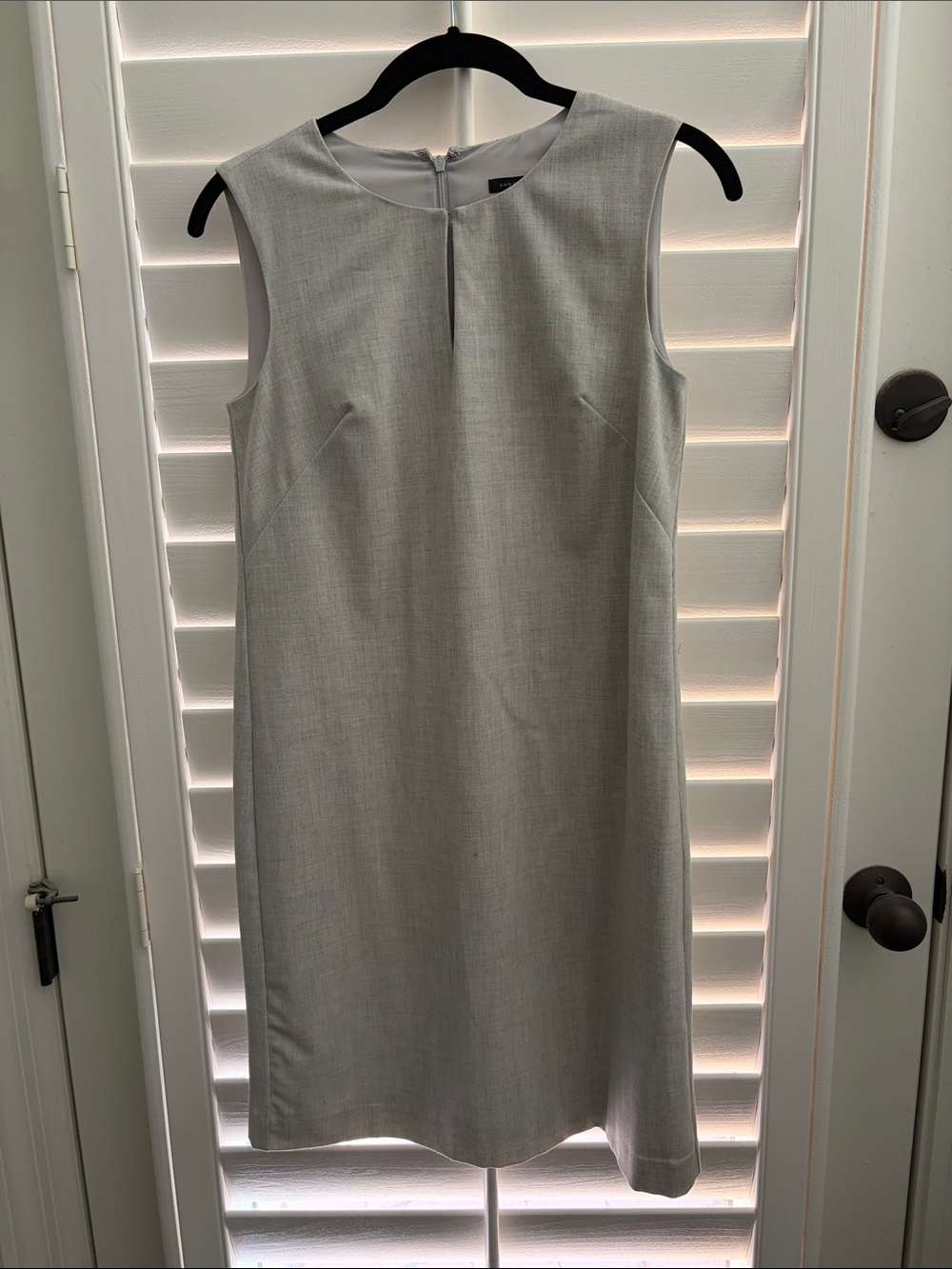 Ann Taylor Sleeveless Light Gray Sheath Dress
